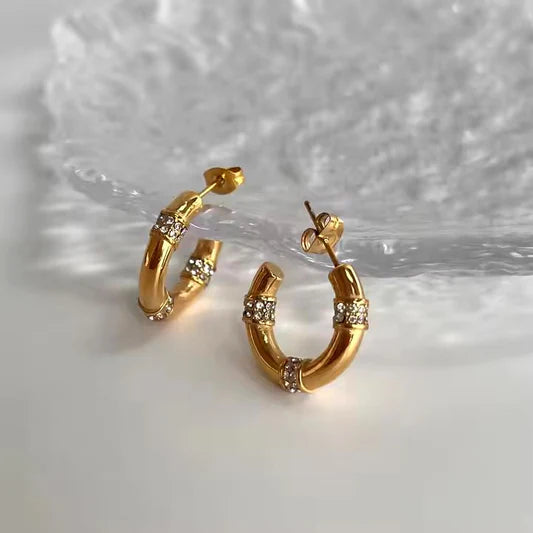 Coiled hoops