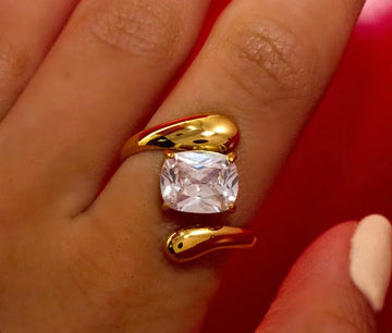 Aura ring - Rare Jewels
