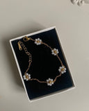 Daisy beaded bracelet🌼 - Rare Jewels