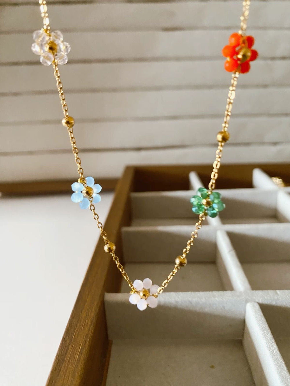 Daisy 🌼 Necklace - Rare Jewels